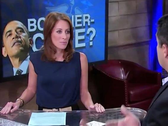 Jacki Schechner interviewing a guest on Current TV